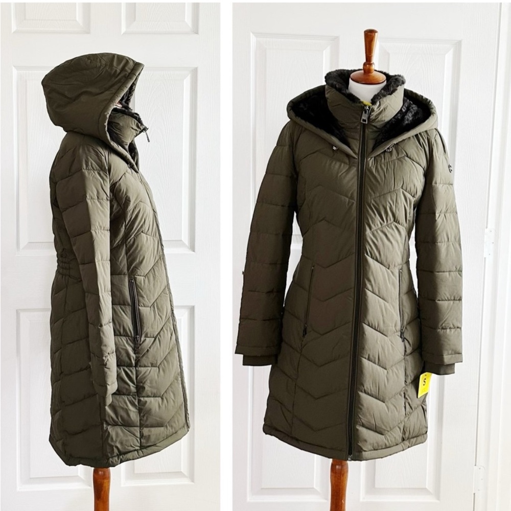 Andrew Mark Women’s Hooded Puffer Coat